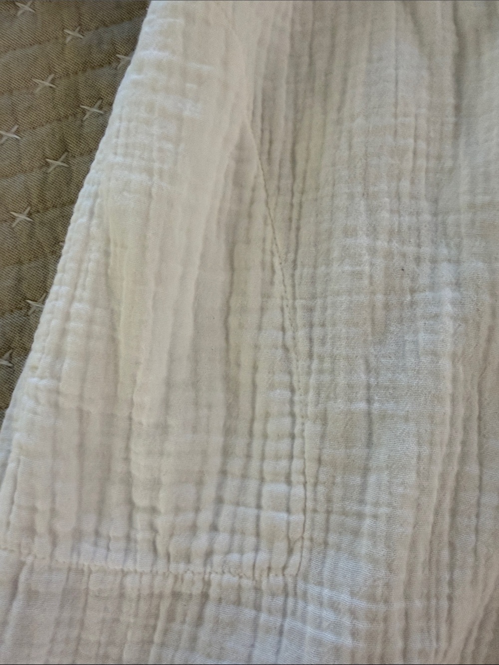 XiRENA White Gauze Button-Front Midi Dress with Tie Waist - Picture 4 of 5